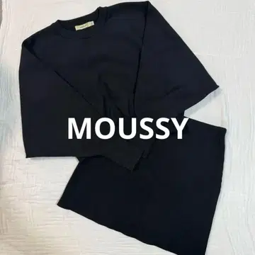 MOUSSY 크롭 맨투맨 셋업