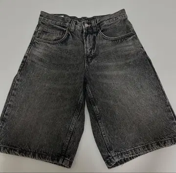 ZARA 블랙 숏팬츠 30