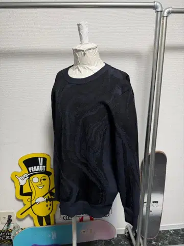 띠어리 니트 올 패턴 크루넥 사이즈 L