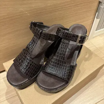 MOUSSY 샌들 통굽