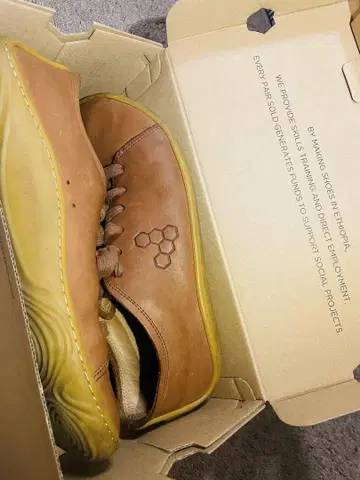 vivobarefoot addis 41