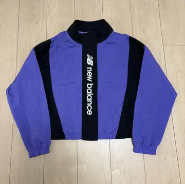 new balance 집업 크롭 자켓