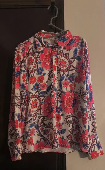 ZARA 꽃무늬 긴팔 셔츠 M 사이즈
