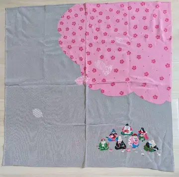 벚꽃과 칠복신 디자인 보자기 약 65cm x 약 65cm 그레이