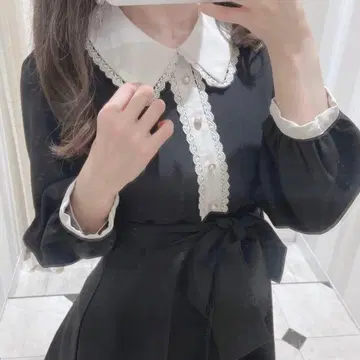 evelyn 카라 부착 바이컬러 원피스