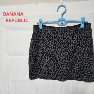 BANANA REPUBLIC [12P] 레오파드 무늬 타이트 스커트