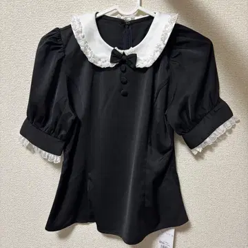 pium 휘핑 프릴 칼라 블라우스 블랙