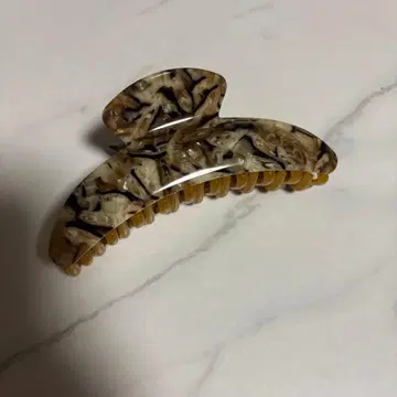 POTETE hince 이하라 아오이 콜라보 마블 브라운 헤어 클립