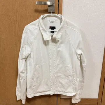 화이트 집업 자켓 백 프린트