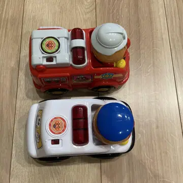 [ 호빵맨 구급차 & 소방차 ]