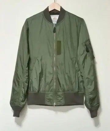 ALPHA INDUSTRIES 별주 MA-1 자켓