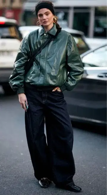 ZARA 그린 봄버 자켓