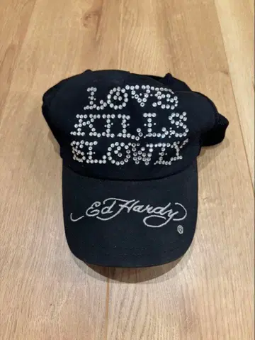 Ed Hardy 스톤 캡