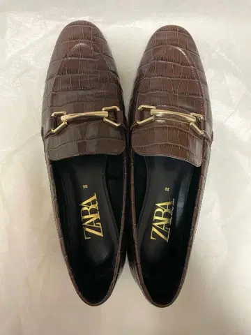 ZARA 브라운 로퍼 38