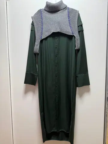 UN3D. 베스트 포함 다크 그린 롱 원피스 긴팔