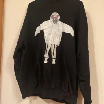 Billie Eilish x Bershka 후디