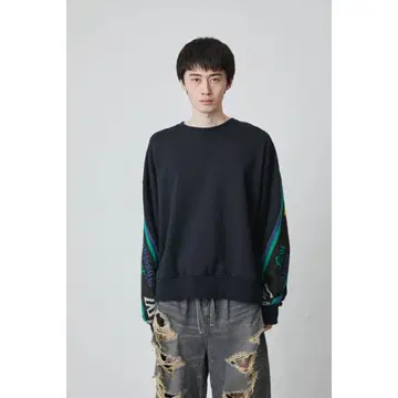 DIScovered 블랙 맨투맨