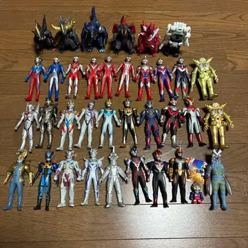 울트라맨 시리즈 소프트 비닐 묶음 판매 35체