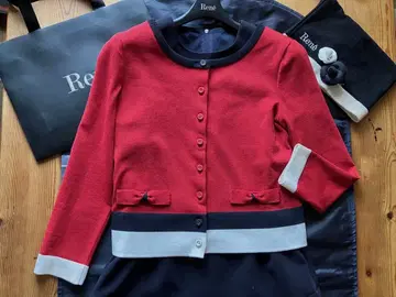 르네 빨강 검정 흰색 컴팩트 가디건