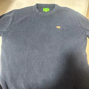 HUF 다크 블루 스웨터