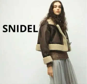 재인하 새상품급 snidel ALPHA B-3 숏 자켓