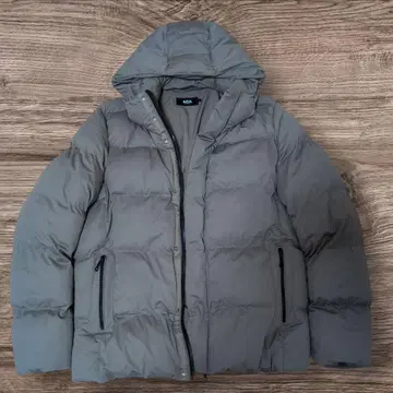 [ 새상품급 ] 아줄바이마우지 남성용 패딩 자켓 L 사이즈