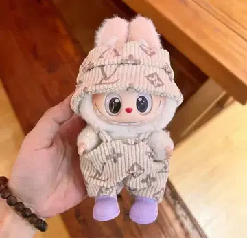 러브브 옷 갈아입기 의류