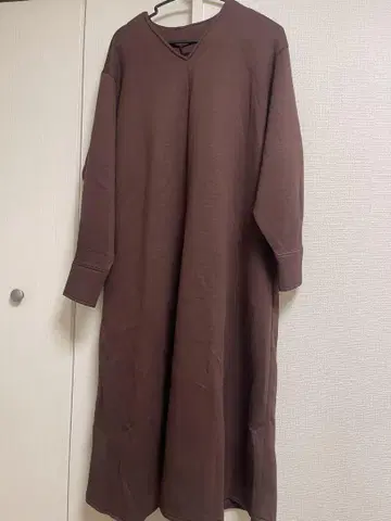 브라운 롱 원피스 버튼 포함 13200 세금 포함