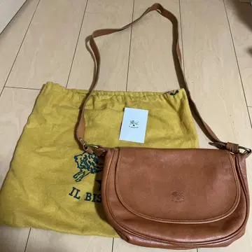 IL BISONTE 브라운 가죽 숄더백