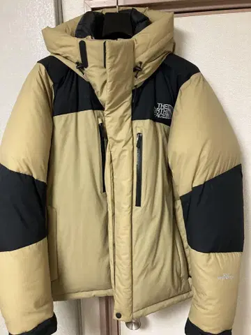 THE NORTH FACE 바르톨로라이트 다운 L 사이즈 베이지