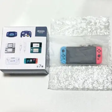 닌텐도 뮤지엄 키링 Switch
