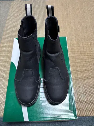 새상품급 PUMA 블랙 사이드 고어 부츠 통굽