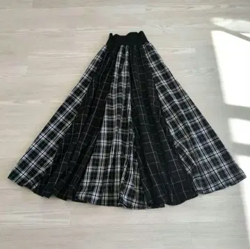 스콧 클럽 체크 절개 롱 스커트