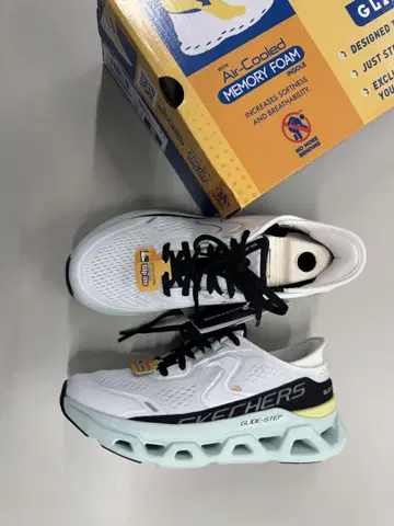 [ 스케쳐스 ] 슬립인즈 150510