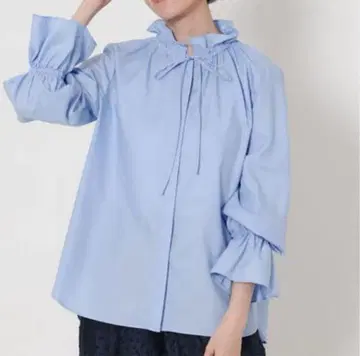 유나이티드 애로우즈 프릴 칼라 플레어 슬리브 블라우스 블루