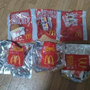 맥도날드 바스락 치킨 스트랩 6개 세트