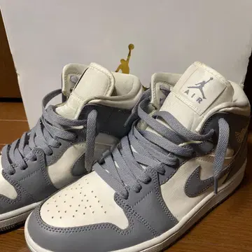 aj1 미드 세일 그레이