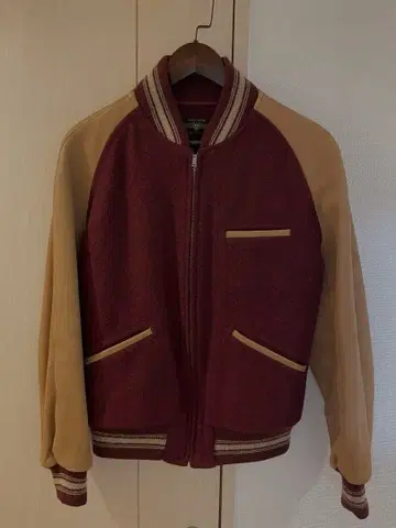 [ 초기 ] 클럽 자켓 42 AtLast&Co 소매 가죽 바시티 자켓