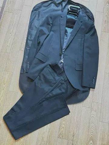 가을/겨울 새상품 블랙 비즈니스 정장 2 버튼 기능성 원단 사용 YA4