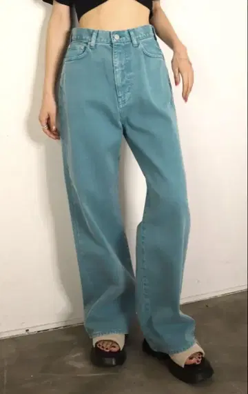 EMODA 배기 컬러 청바지 새상품급