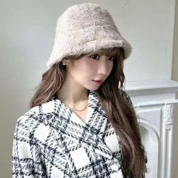 rosemuse charm fur bucket hat mocha