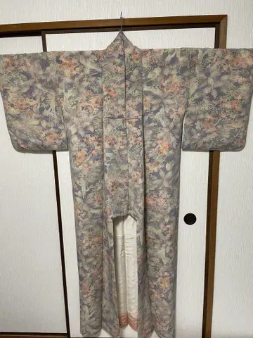 연한 꽃무늬 코몬 기모노