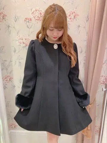 evelyn 오리지널 비쥬 A라인 코트 블랙 비쥬 코트