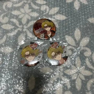 디어보 디어 보컬리스트 캔뱃지 주다