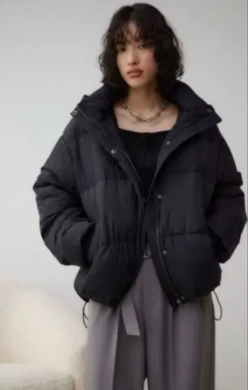 moussy 후드 부착 블랙 다운 자켓