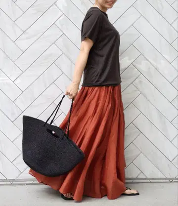 MARILYN MOON TUCK TECHNIGUE SHEER SKIRT