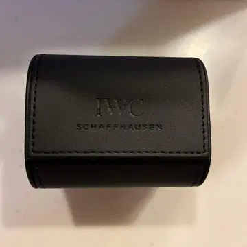 IWC 시계 케이스