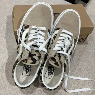 VANS 카모플라쥬 스니커즈