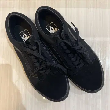 Vans 블랙 스니커즈