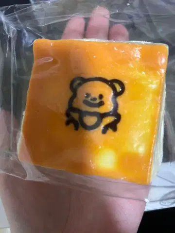 곰 크림빵 소복 폭발 수분감 스퀴즈 주물럭